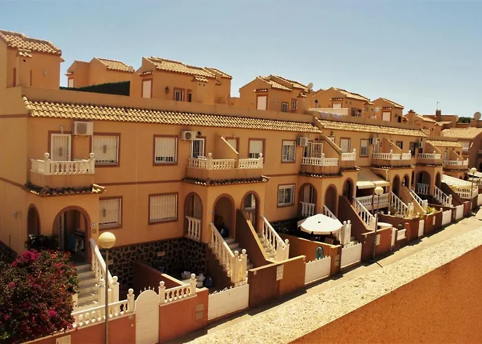 Chill Retreat Ac Bungalow In Gran Alacant